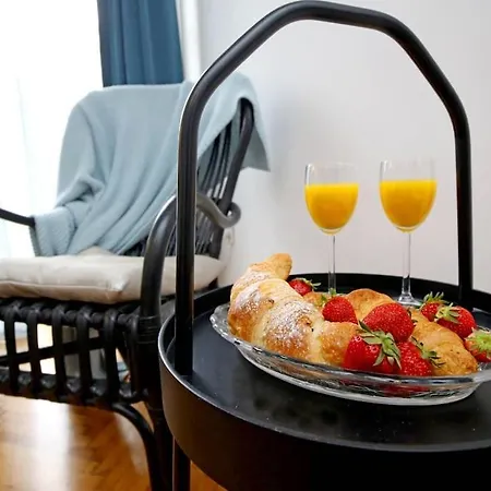 Plaza דירה שיבניק